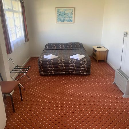 Cheviot Hotel Luaran gambar