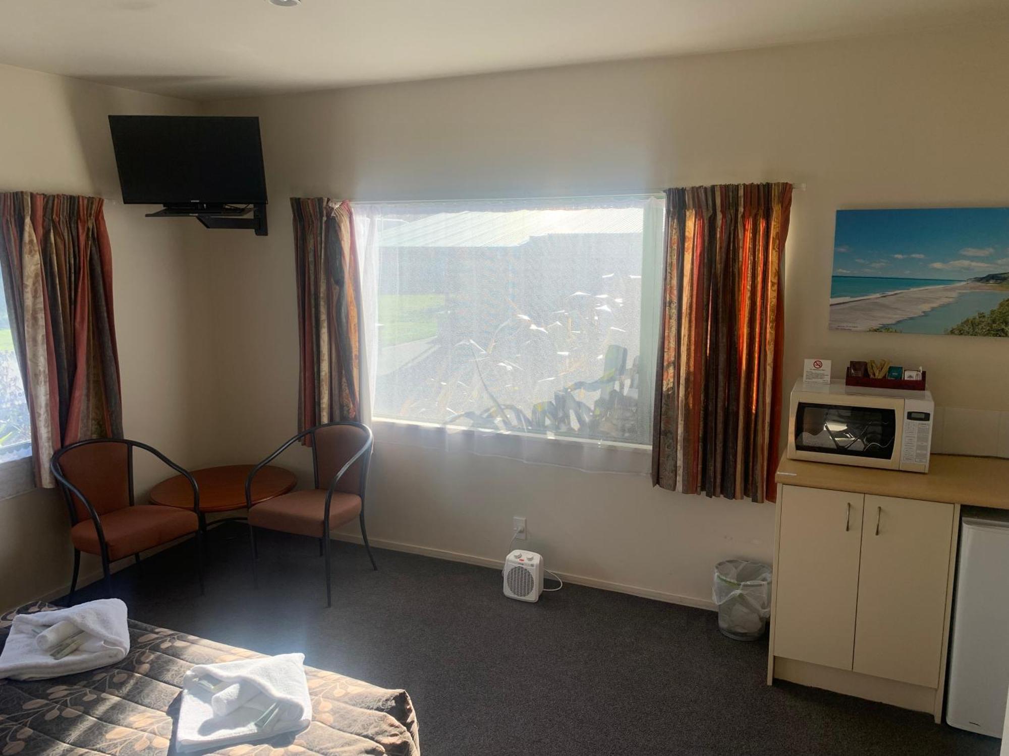Cheviot Hotel Luaran gambar
